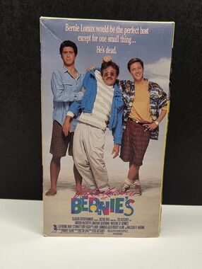 Weekend at Bernie's VHS 1992 Jonathan Silverman Andrew McCarthy 90s Comedy